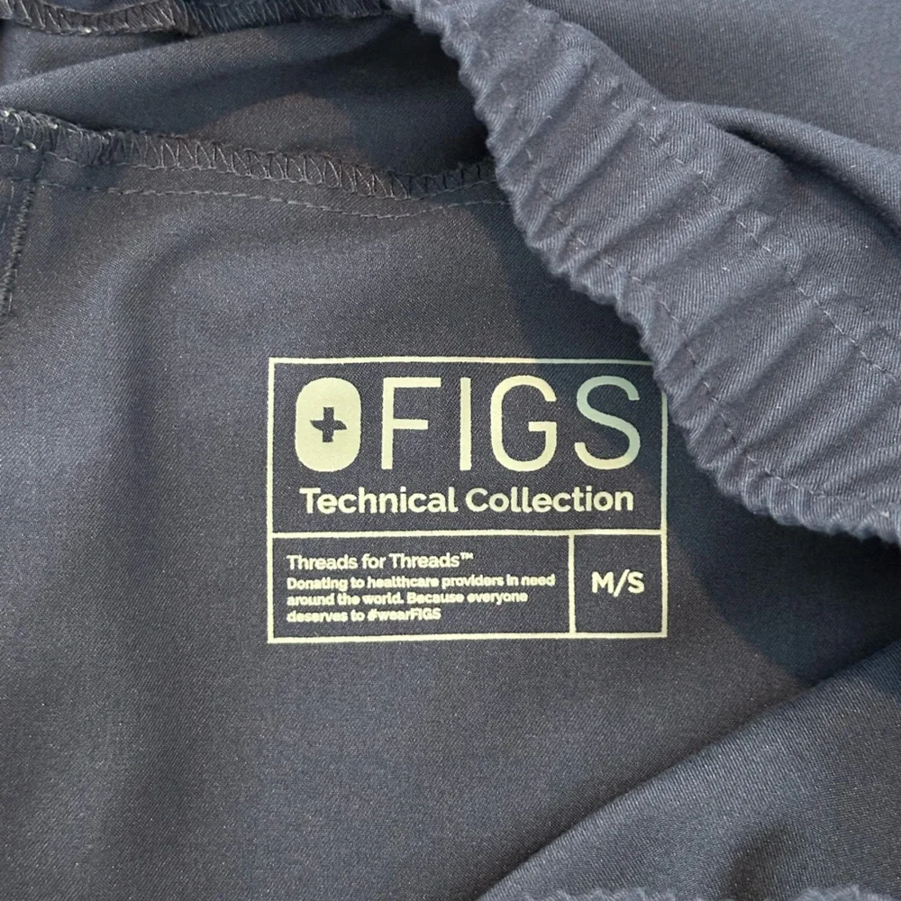 Figs Men’s Tansen Jogger Scrub Pants Navy Blue Size Medium Short